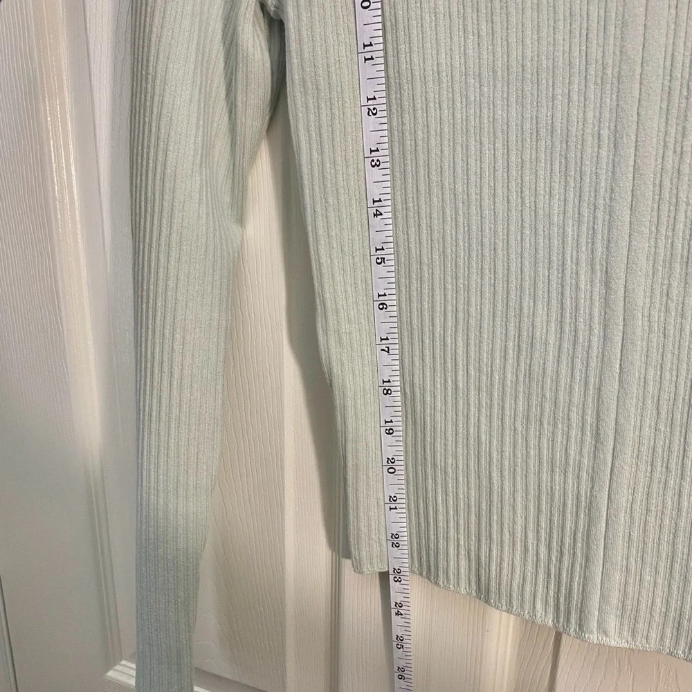 NWT Express Ribbed V Neck Fitted Long Sleeve Top Mint Green Size L Stretch - Picture 7 of 12